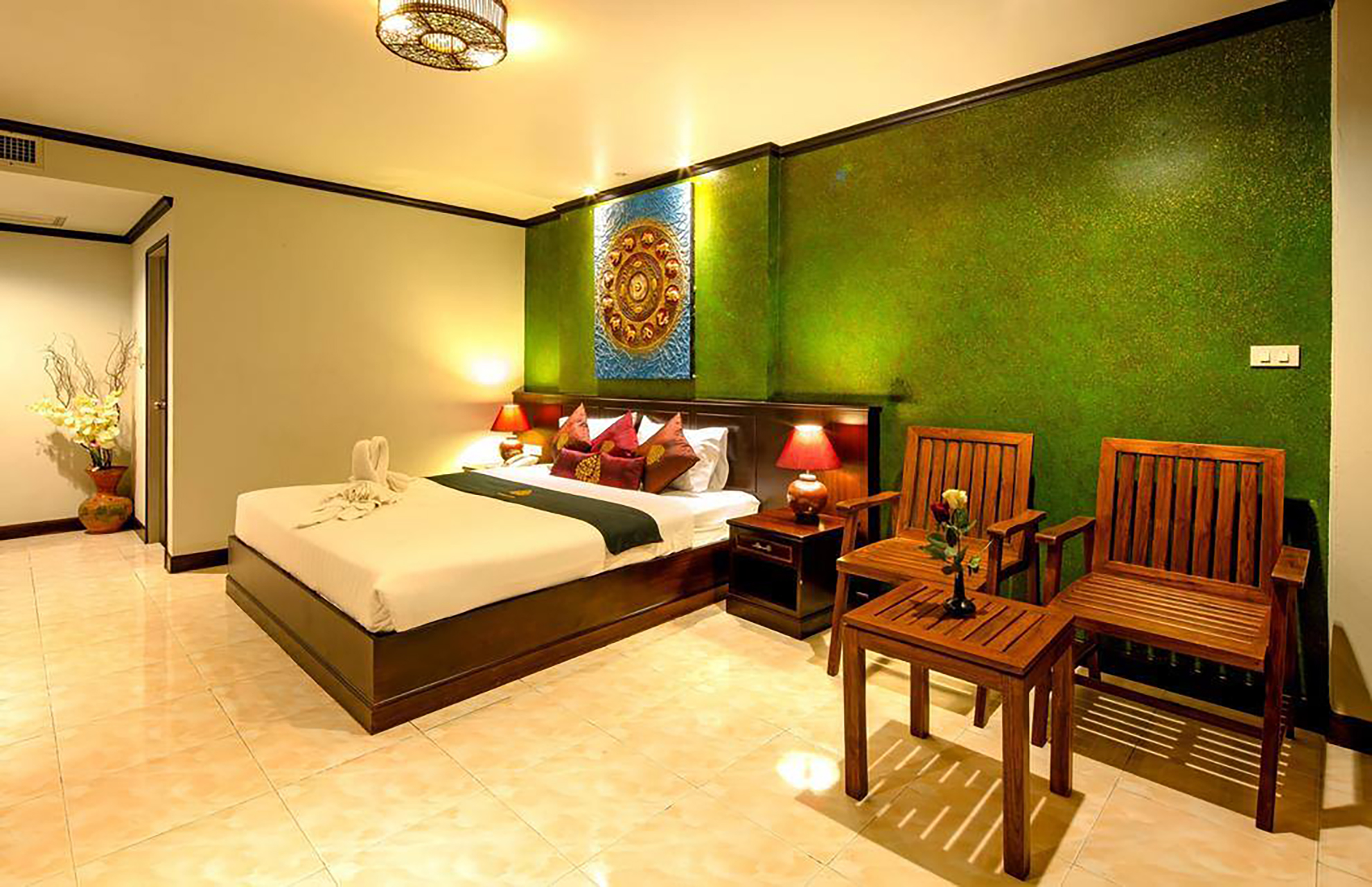 tanawan-phuket-hotel-patong