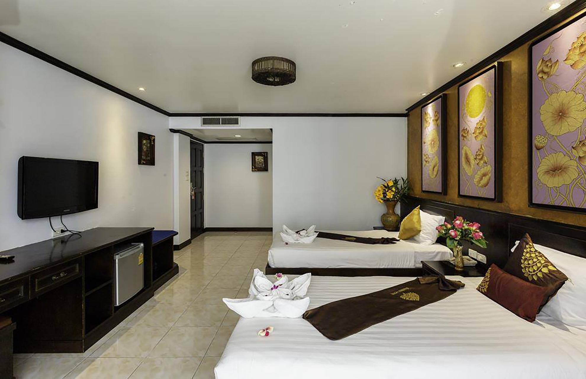 tanawan-phuket-hotel-patong